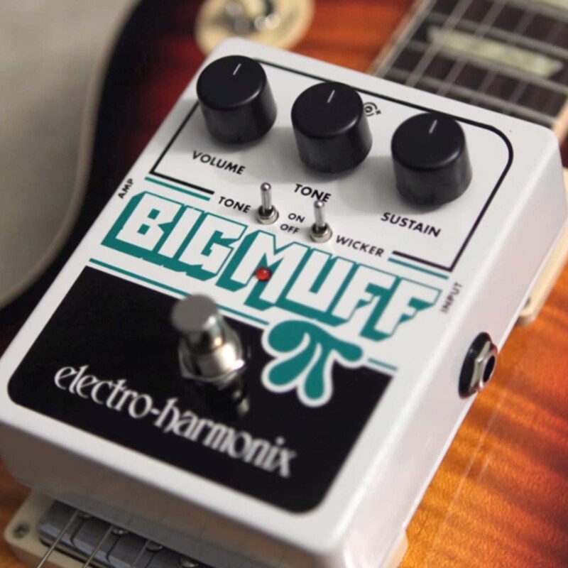 Pedal de Distorsão / Muff BIG MUFF PI WITH TONE WICKER